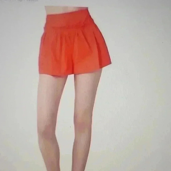 MARC JACOBS PLEATED FLARE ORANGE SHORTS SIZE 2 - Picture 1 of 4